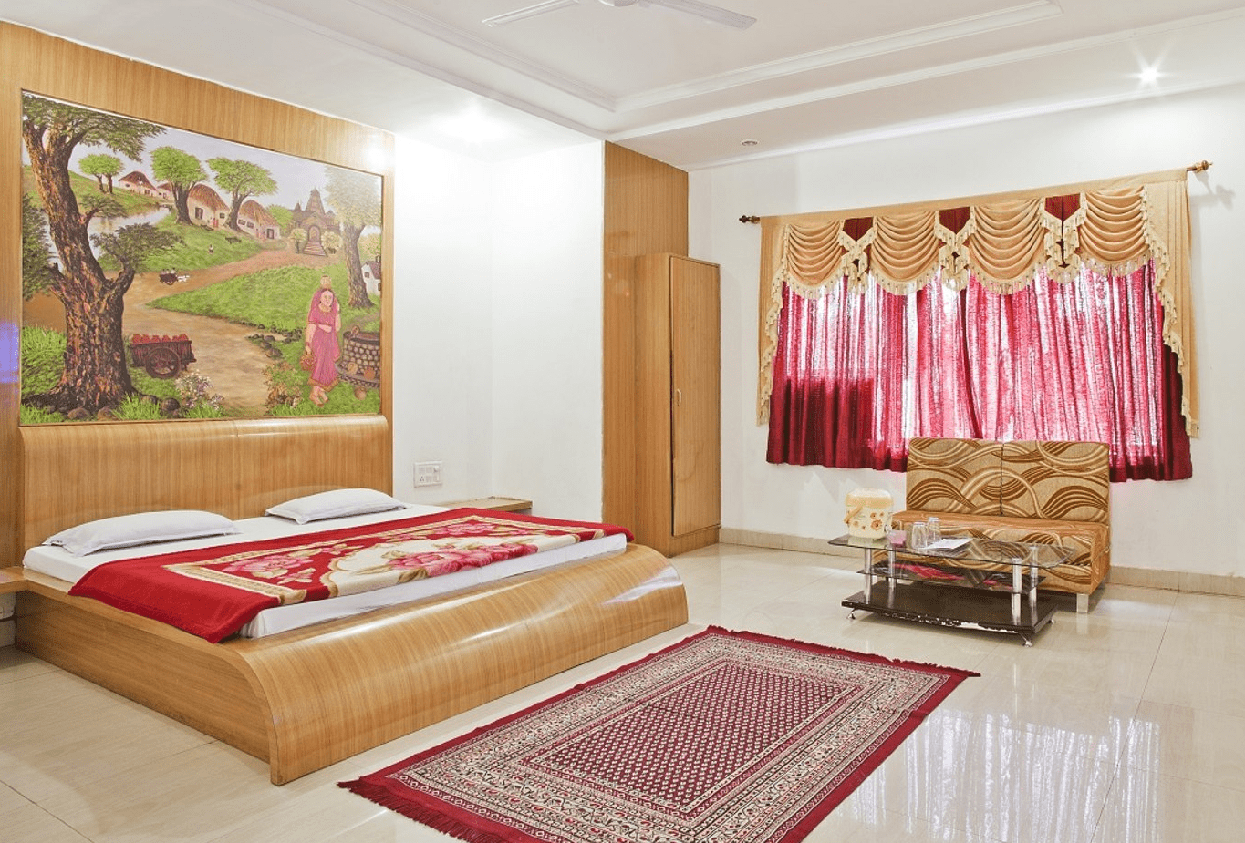 Hotel Amrapali Pachmarhi