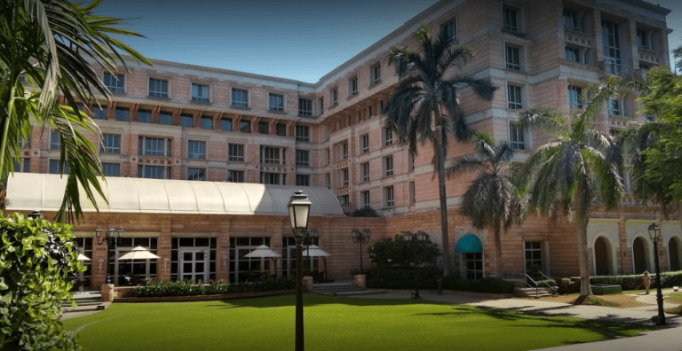 Hotels Near by Mumbai Airport