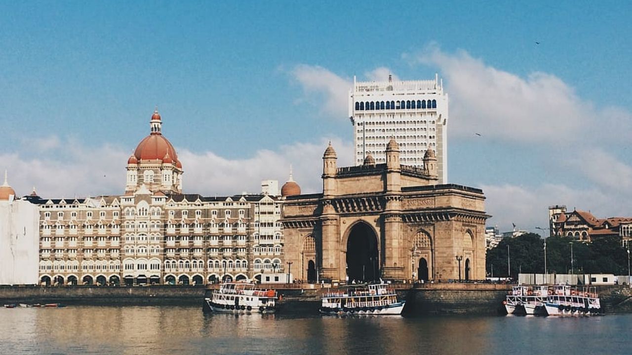 8 Best Tourist Places To Visit In Maharashtra Full Details